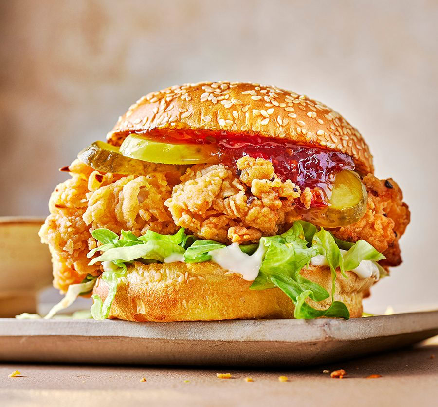 CHICKEN BURGER